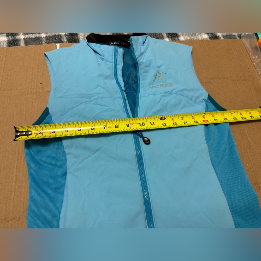 Arc'teryx Women's Light Blue Atom LT Vest Medium Layers - Picture 3 of 11